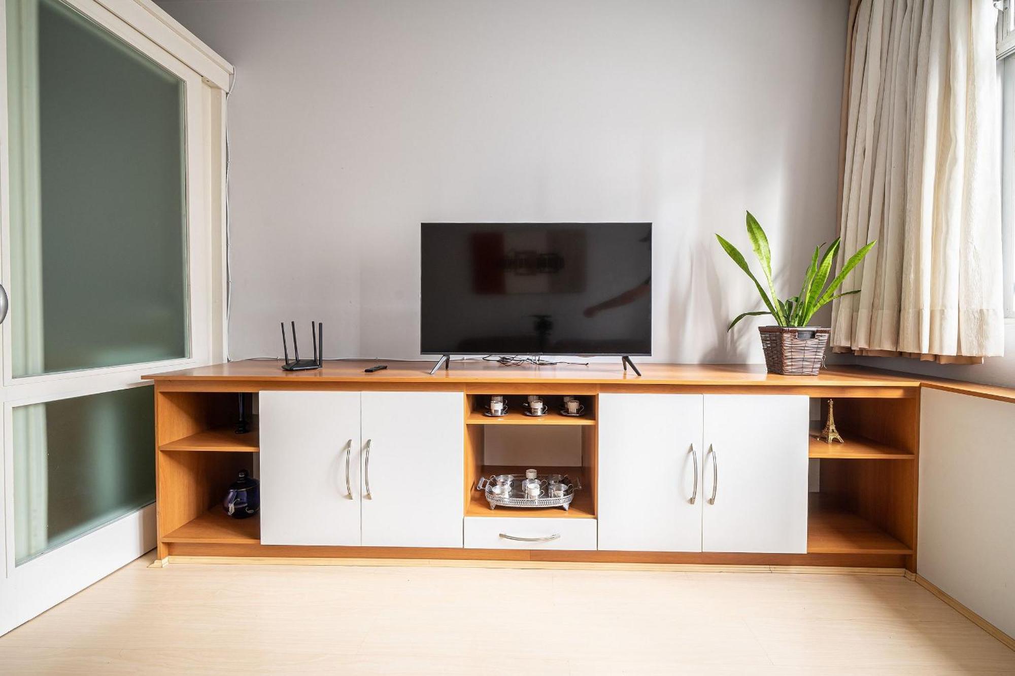 Apartamento Apto Moderno No Centro De Bc, 300m Do Mar Ecp055 *
